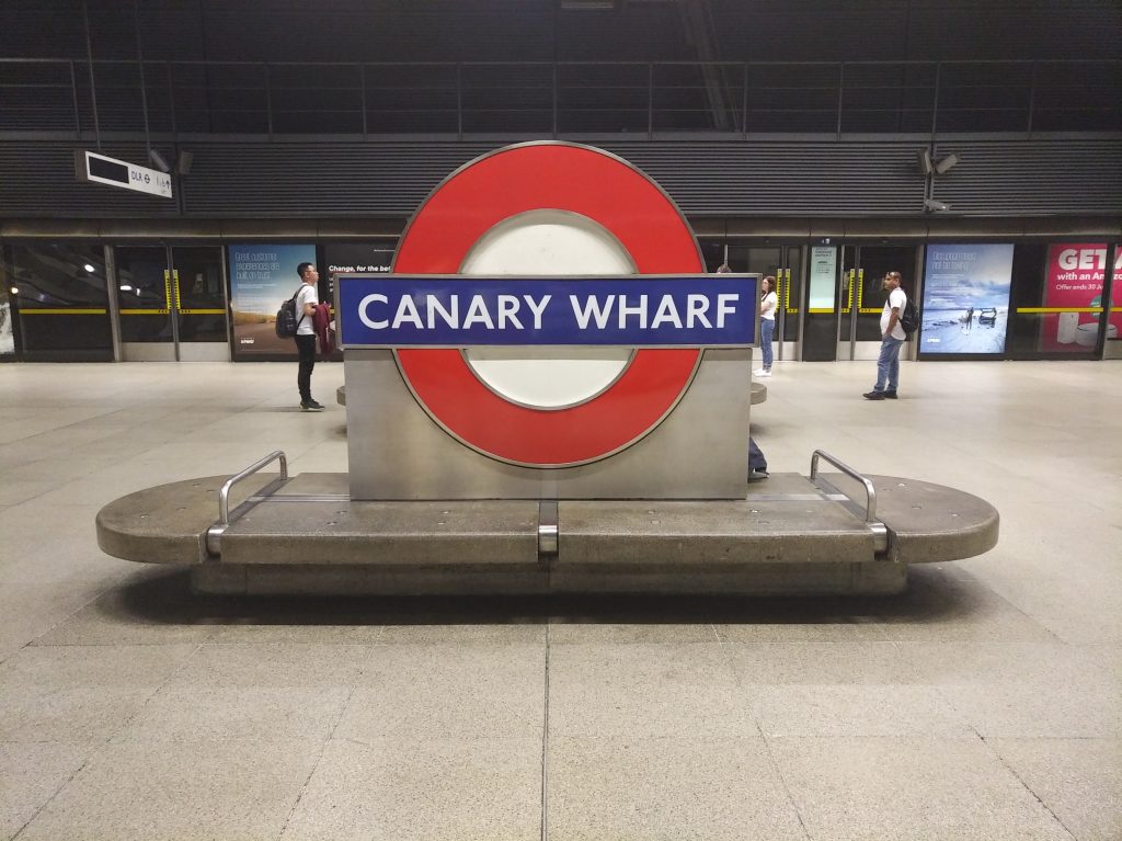 Canary Wharf: Jubilee Line Station