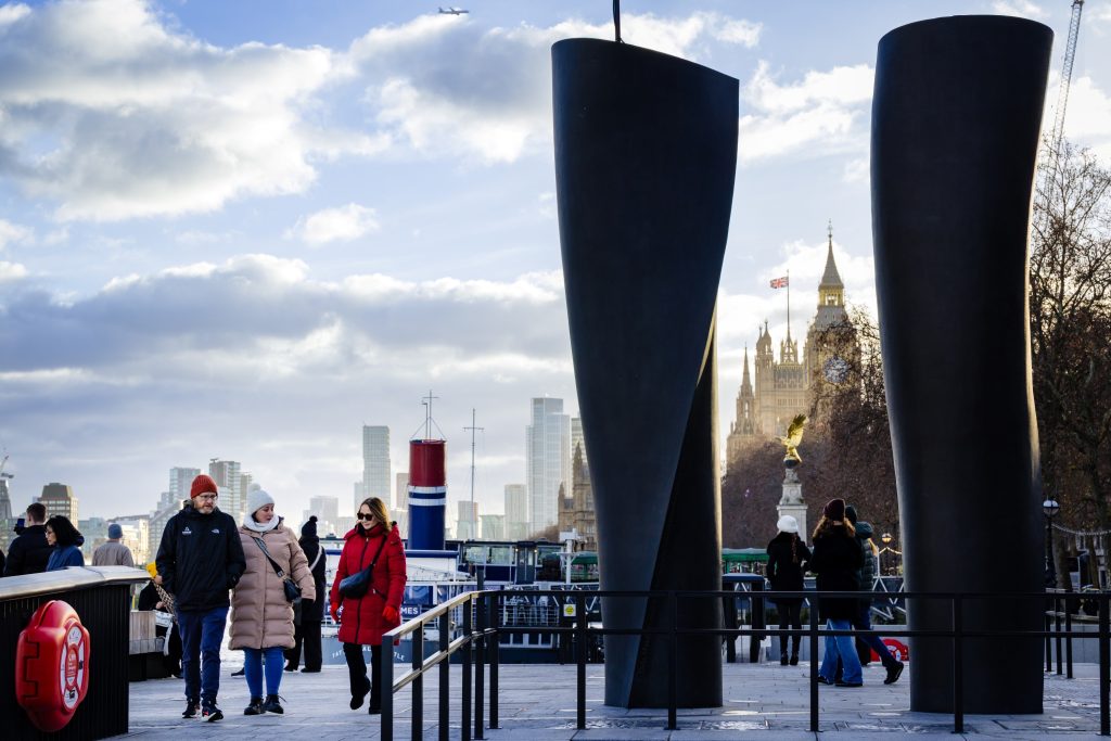 Thames Walking Tour: Reconnecting With Our River